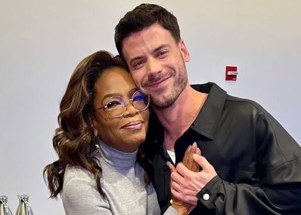 François Arnaud livre de nouveaux détails sur sa rencontre avec Oprah