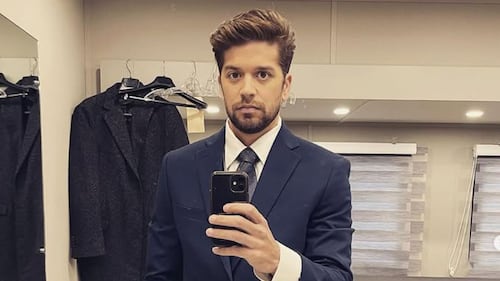 Mikhail Ahooja partage une rare photo avec sa nouvelle amoureuse