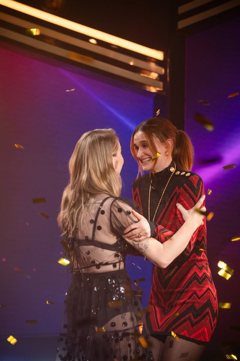 Η Gabrielle Côté αποκαλύπτει τι έκανε με το βραβείο της Big Brother Celebrity