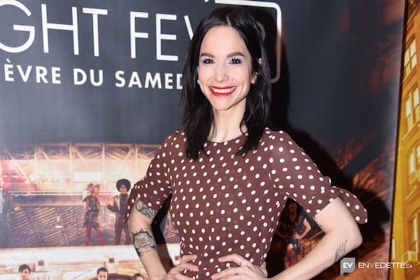 Amélie B. Simard reprend Et Cetera de Gabrielle Destroismaisons et c'est magnifique!