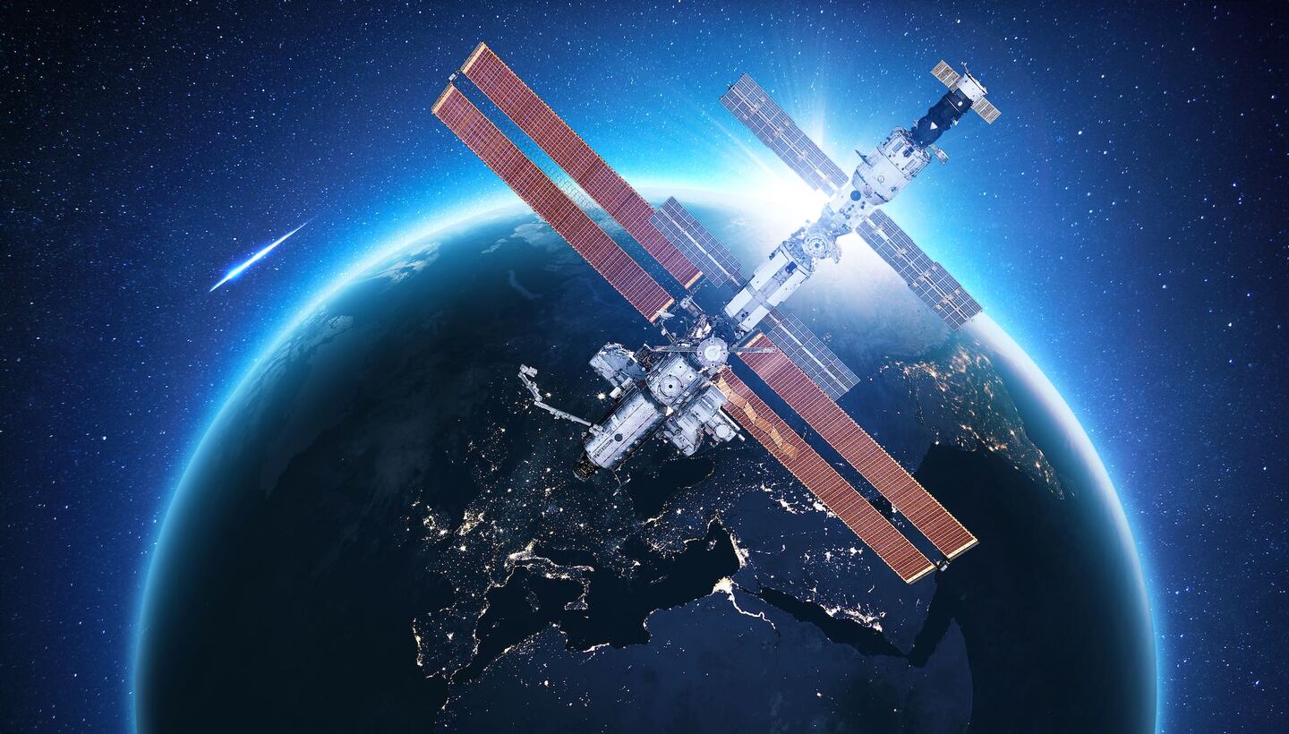 La Station spatiale internationale a été aperçue survolant Montréal ...