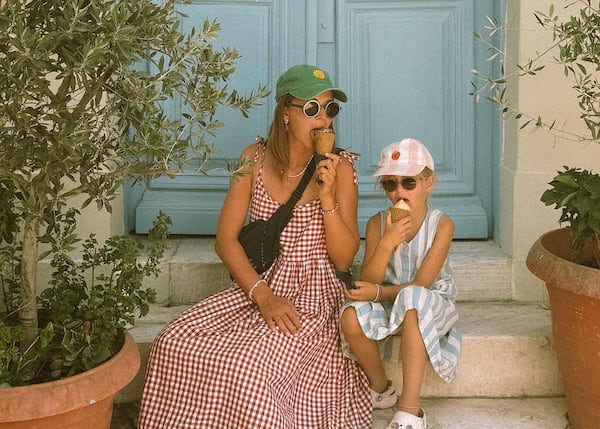 Vanessa Pilon fête ses 40 ans en Grèce en famille, il faut voir les images