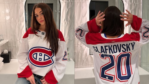 Cette influenceuse polonaise fait sensation en portant le chandail de Slafkovský des Canadiens