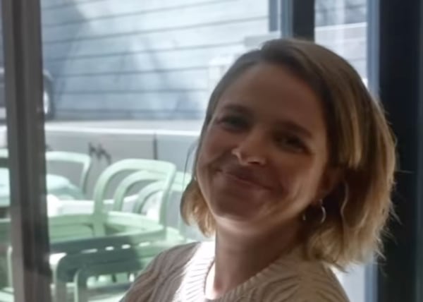 Sarah-Jeanne Labrosse fait des rénovations et ça ne se passe pas comme prévu