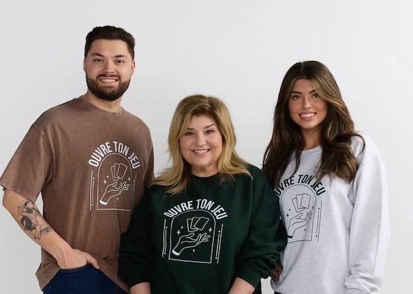 Marie-Claude Barrette dévoile son nouveau projet en compagnie de ses enfants