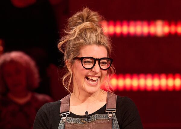 Marie-Ève Perron, la conjointe de Christian Bégin, brille à Je viens vers toi