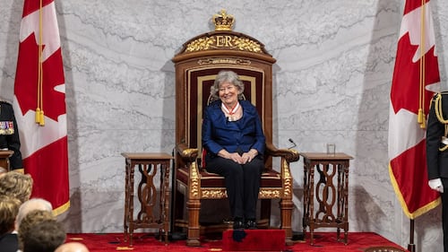 Louise Arbour est officiellement gouverneure générale du Canada, voyez les images