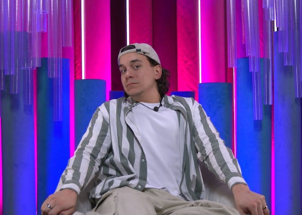 Chamboulé dans la maison Big Brother, William Cloutier demande l’avis de ses fans