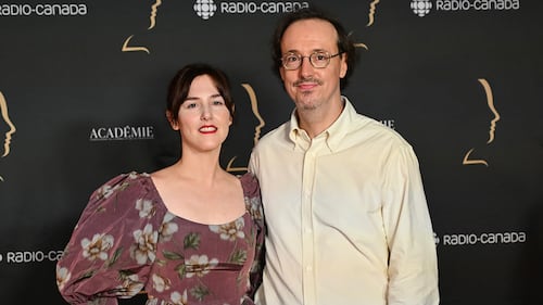 Une rumeur de grossesse circule sur Florence Longpré: son amoureux Pascal Cameron répond!