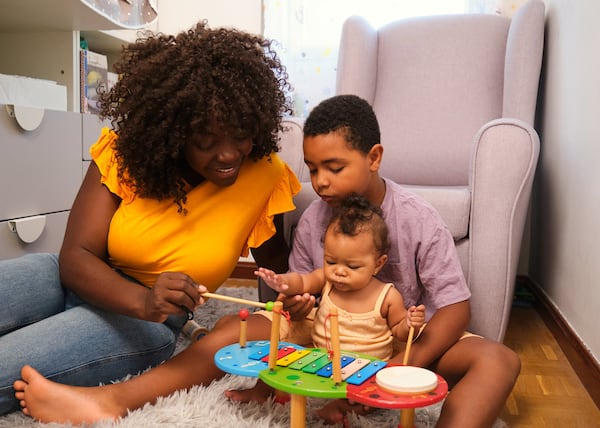 10 jouets pour les enfants qui aiment la musique