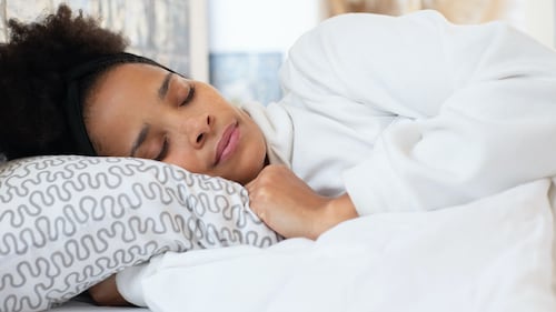 Les 3 meilleurs oreillers pour dormir comme sur un nuage… sans se ruiner