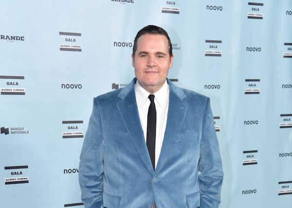 Antoine Bertrand était TRÈS bien accompagné sur le tapis rouge de ce gala