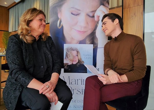 Est-ce que Marina Orsini souhaite chanter avec son fils? Elle répond!