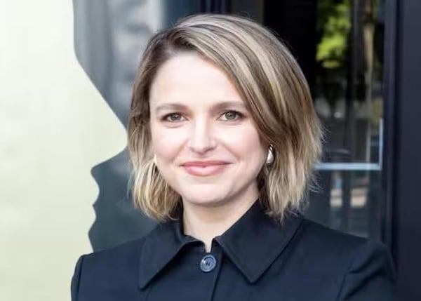 Sarah-Jeanne Labrosse dévoile qu'elle est fiancée