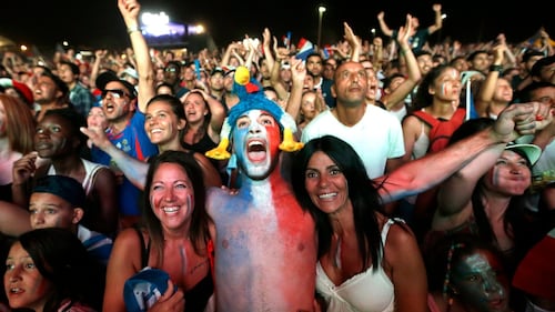 Coupe du Monde de la FIFA 2026™: les endroits où regarder les matchs en famille à Montréal