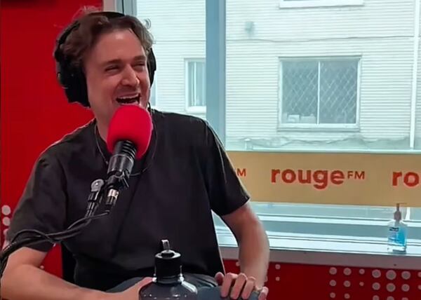 Arnaud Soly fait une promesse hilarante à Christine Morency