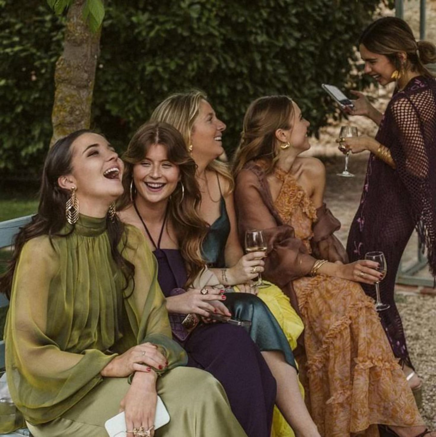 Inviteez Le guide utlime des tenues pour les invitées de mariage