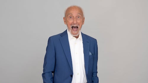 Surprise: Yvon Deschamps remontera sur scène et vous pouvez y assister