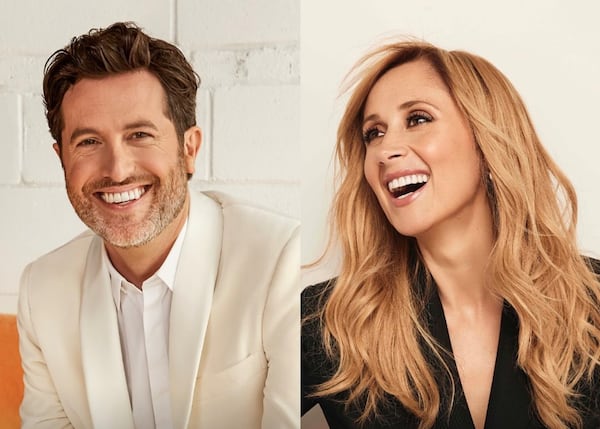 Jean-Philippe Dion prend la pose avec Lara Fabian, voici pourquoi