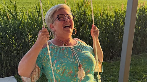 «Pour moi, vieillir est le plus beau cadeau»: Nathalie Simard souligne son 57e anniversaire