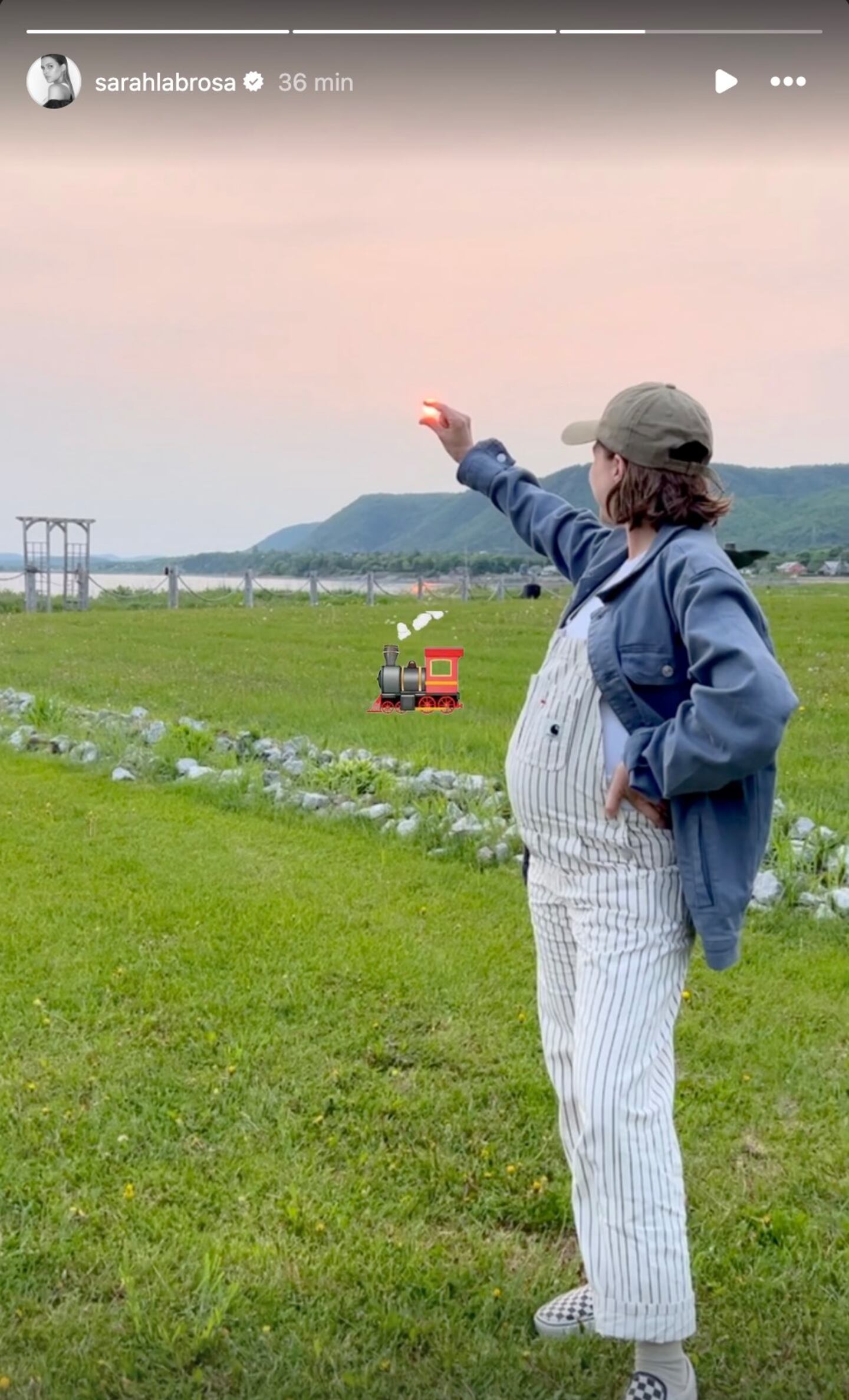 Labrosse Enceinte, Sarah-Jeanne Labrosse brille sous le soleil de la Gaspésie