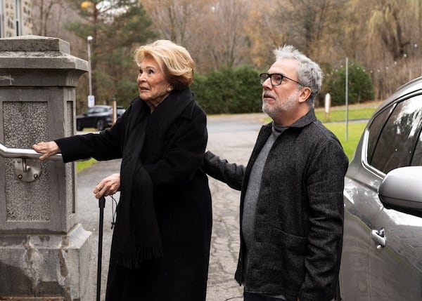 Christian Bégin accueille Janette Bertrand, voyez les premières images