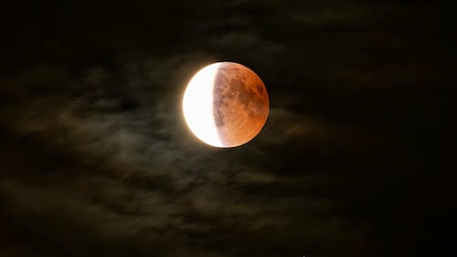 Éclipse et pleine lune en Vierge du 3 mars: révélations et transformations pour ces 4 signes