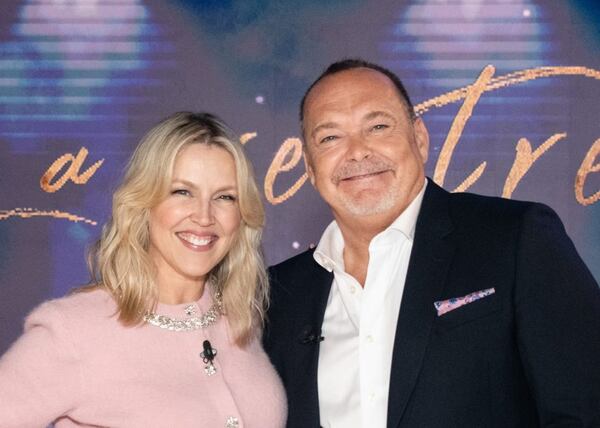 Jean-Michel Anctil et Julie Bélanger se lancent dans la danse et rien ne va comme prévu