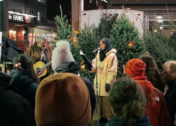 France Beaudoin invite Klô Pelgag à chanter en plein air, voyez sa performance