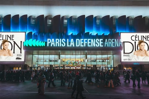 Vivre la folie pour Céline Dion en direct de Paris
