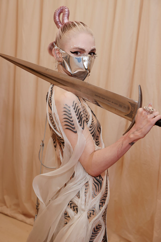 NEW YORK, NEW YORK - SEPTEMBER 13: Grimes attends The 2021 Met Gala Celebrating In America: A Lexicon Of Fashion at Metropolitan Museum of Art on September 13, 2021 in New York City. (Photo by Arturo Holmes/MG21/Getty Images)