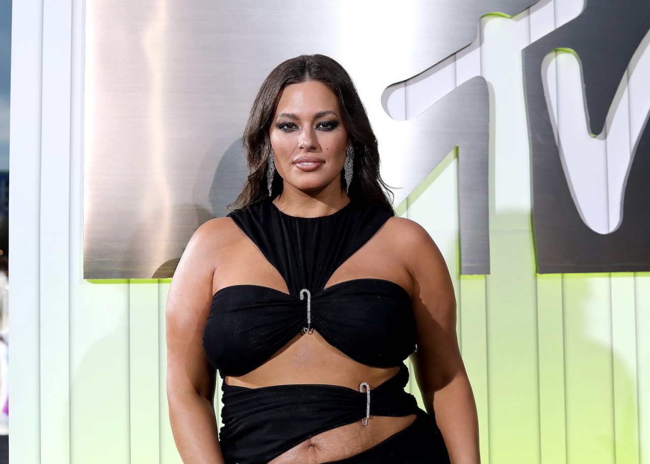 NEWARK, NEW JERSEY - AUGUST 28: Ashley Graham attends the 2022 MTV VMAs at Prudential Center on August 28, 2022 in Newark, New Jersey. (Photo by Dimitrios Kambouris/Getty Images for MTV/Paramount Global)